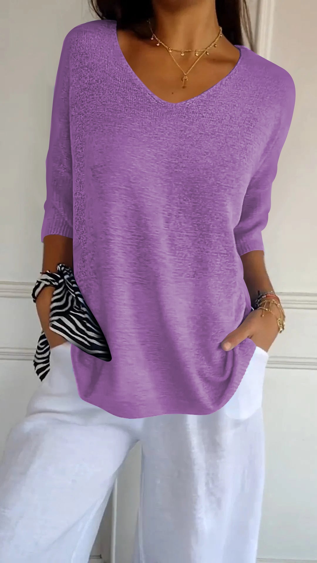 Giulia | Top intramontabile con scollo a V